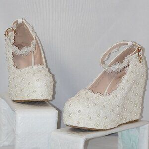 Embroidered Lace Wedges